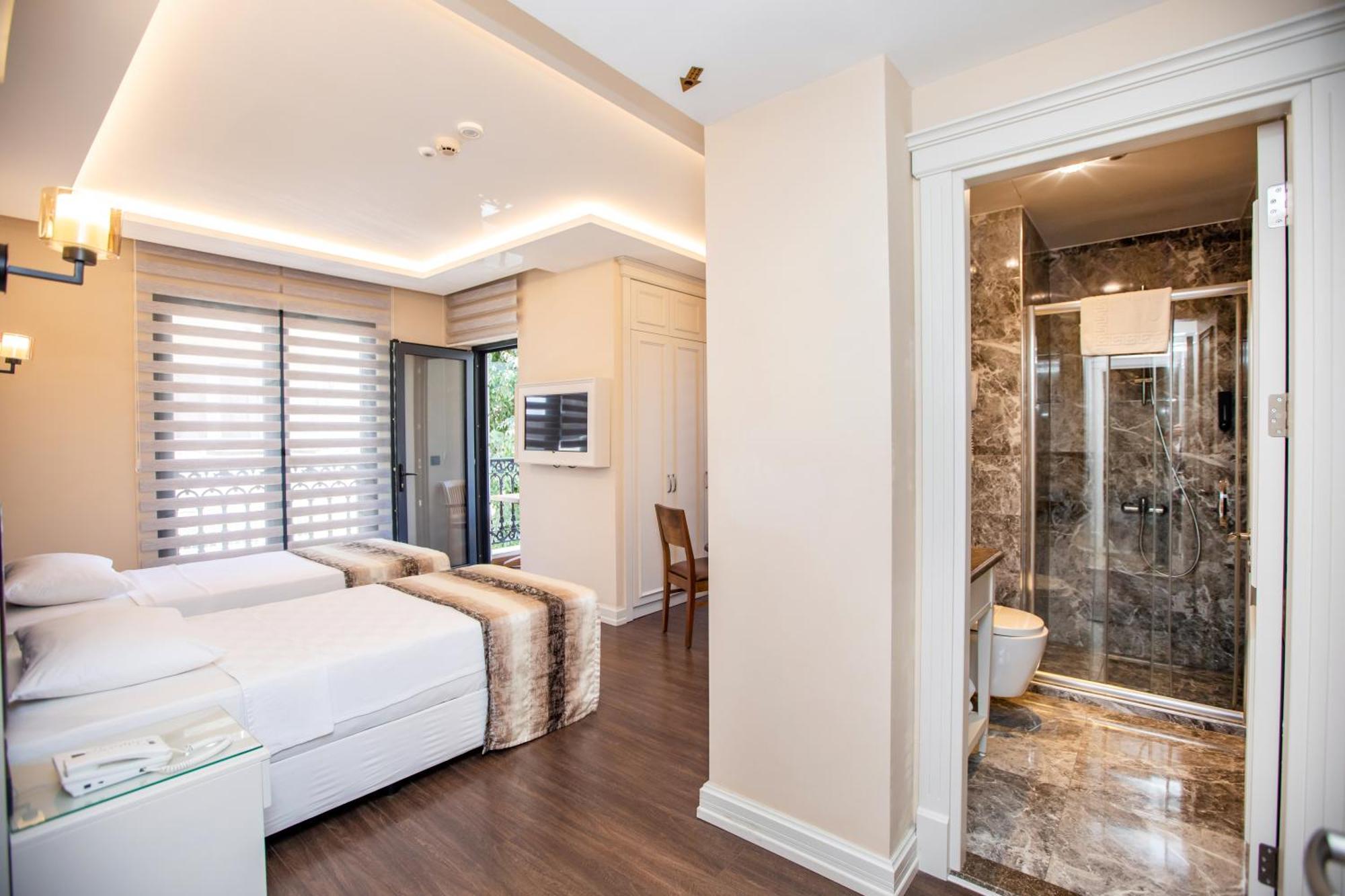 Opatija Hotel Estambul Exterior foto